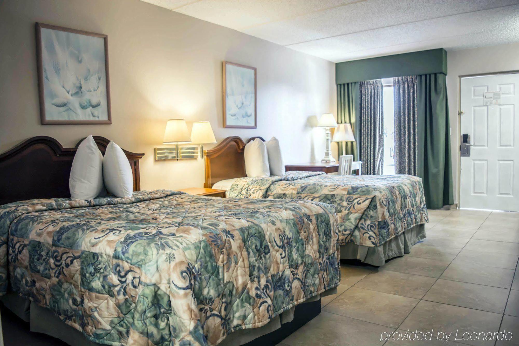 Rodeway Inn Clearwater-Dunedin Exterior foto